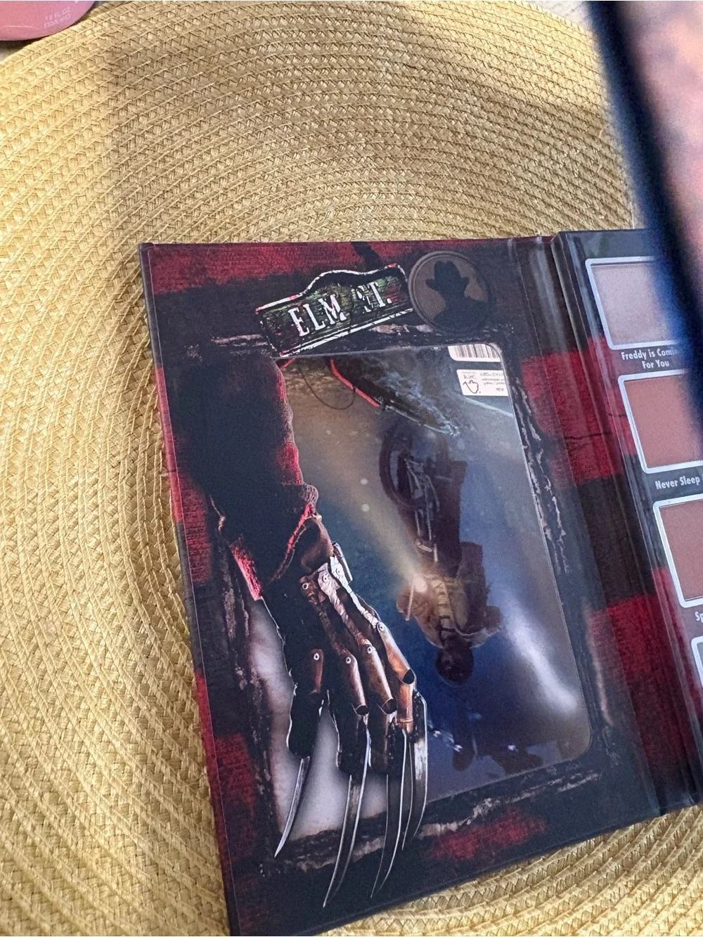 A Nightmare on Elm Street Eyeshadow Palette 🔪🌙